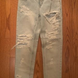 One teaspoon distressed boyfriend jean